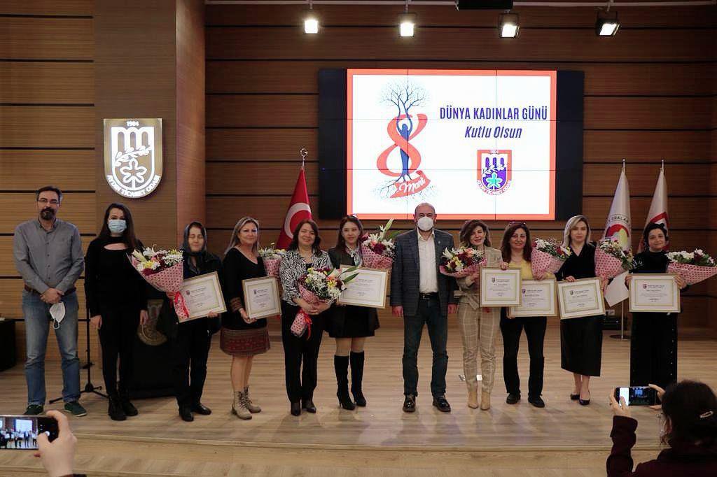 “AYTO’DA KADIN, İŞ’TE KADIN” PLAKET TÖRENİ